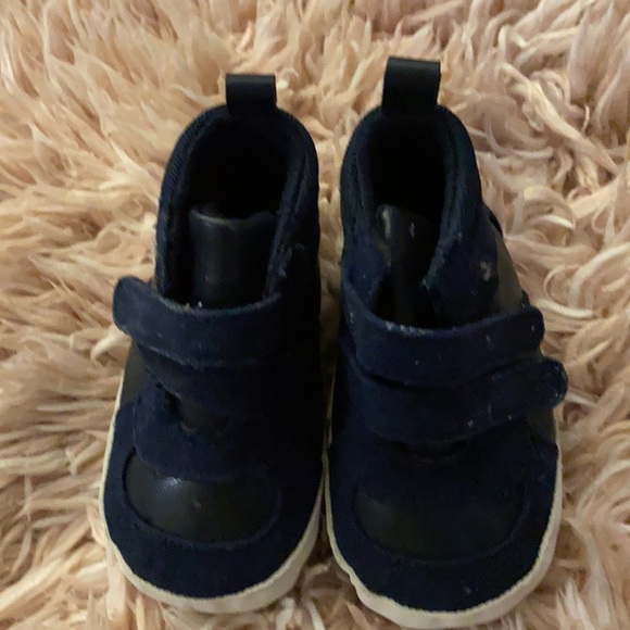 First steps - Picture 2 of 5